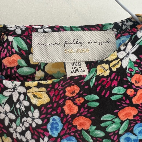 Never Fully Dressed Frida dress size 4 - Picture 4 of 13